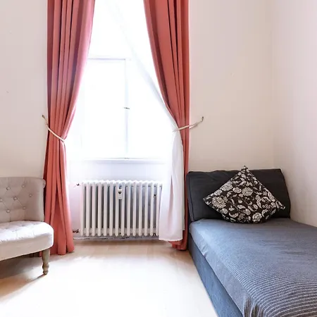 Sunlight's Apartmán *